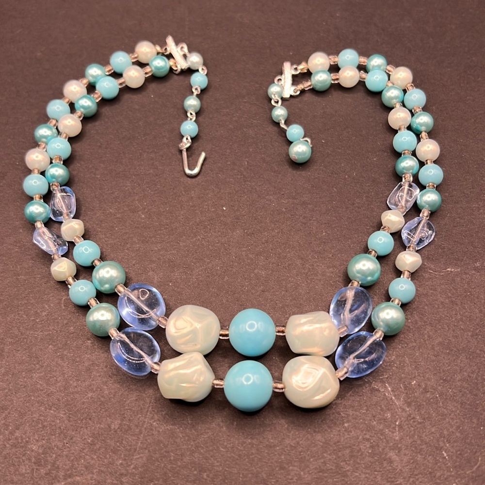 Vintage Japan blue faux pearl necklace